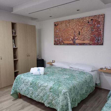 Camera Eden Hotel Formia Luaran gambar